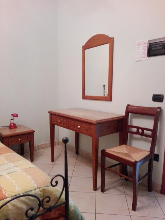 Hotel Ponte San Vittorino アッシジ エクステリア 写真