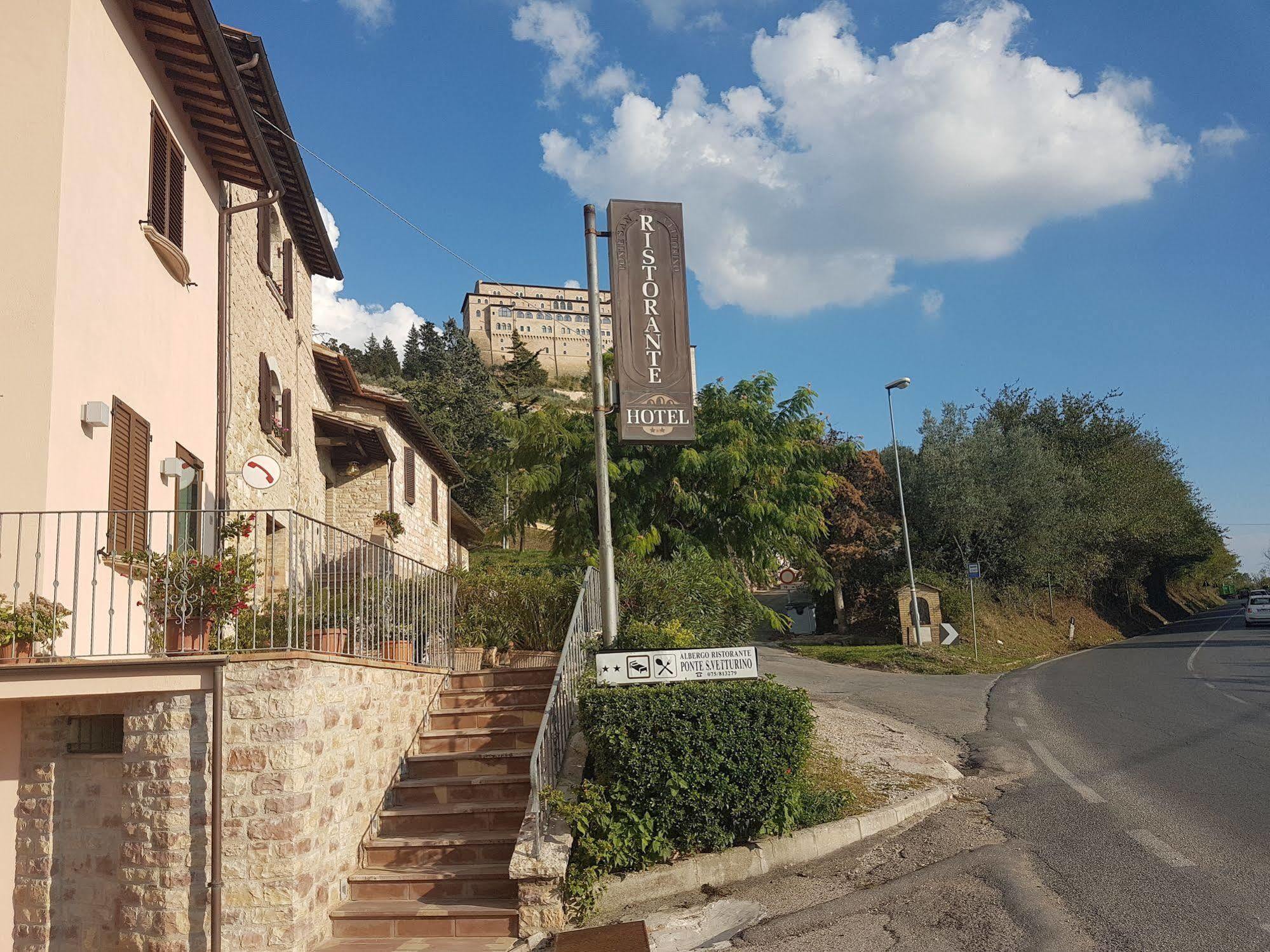 Hotel Ponte San Vittorino アッシジ エクステリア 写真